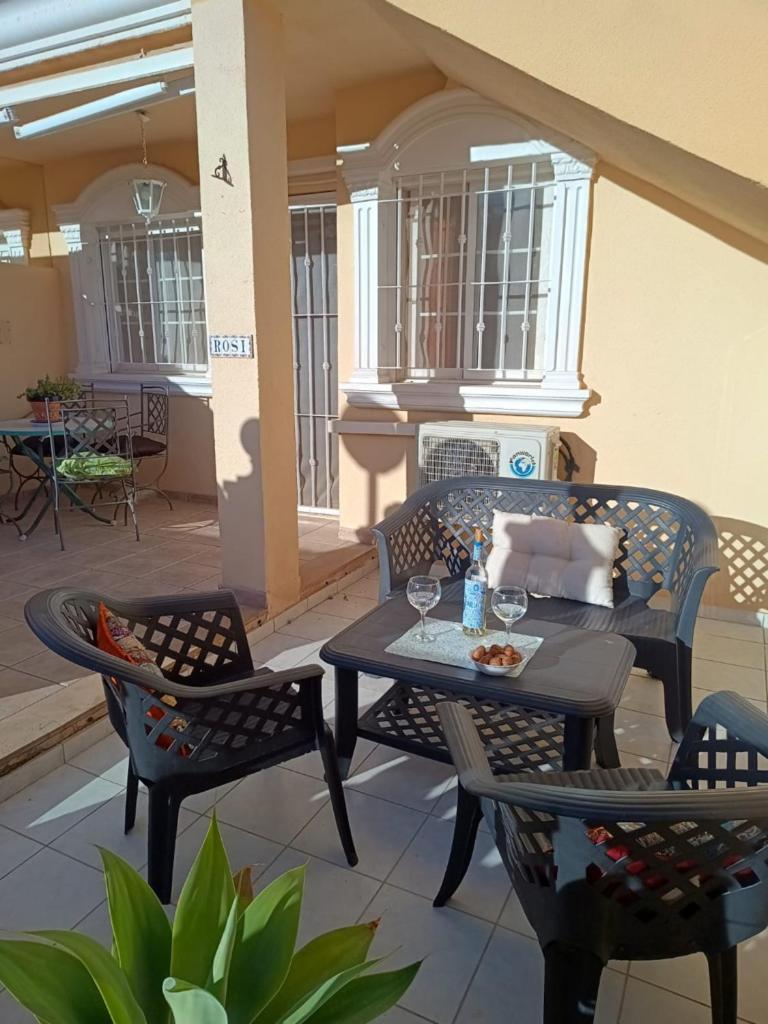 Gran Alicante Bungalow In Beach Resort Puerto Marino Ngoại thất bức ảnh