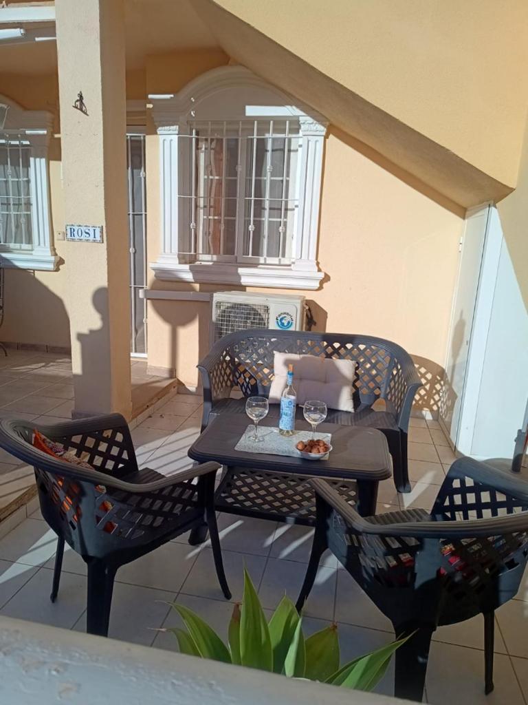 Gran Alicante Bungalow In Beach Resort Puerto Marino Ngoại thất bức ảnh