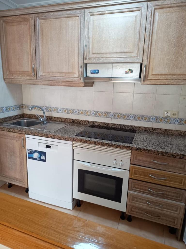 Gran Alicante Bungalow In Beach Resort Puerto Marino Ngoại thất bức ảnh